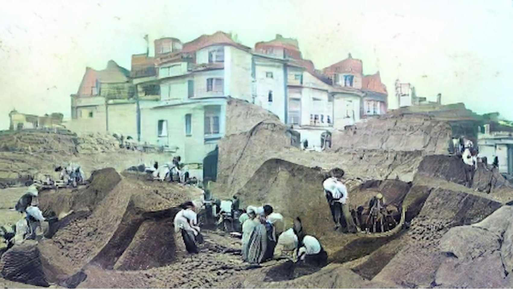 Historic photograph of the excavation of Grünhaldenstrasse